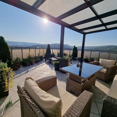 The View Veliko Tarnovo Apartment Luaran gambar