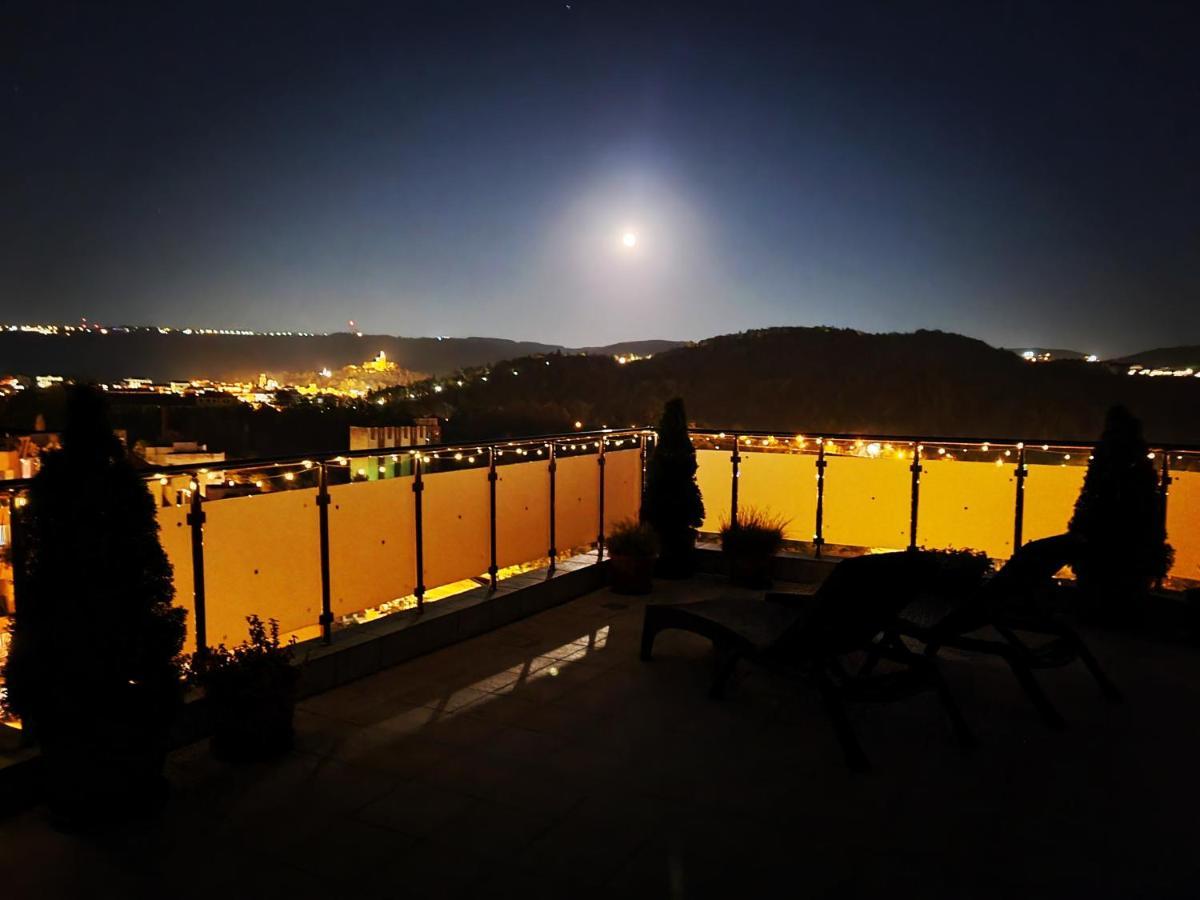 The View Veliko Tarnovo Apartment Luaran gambar