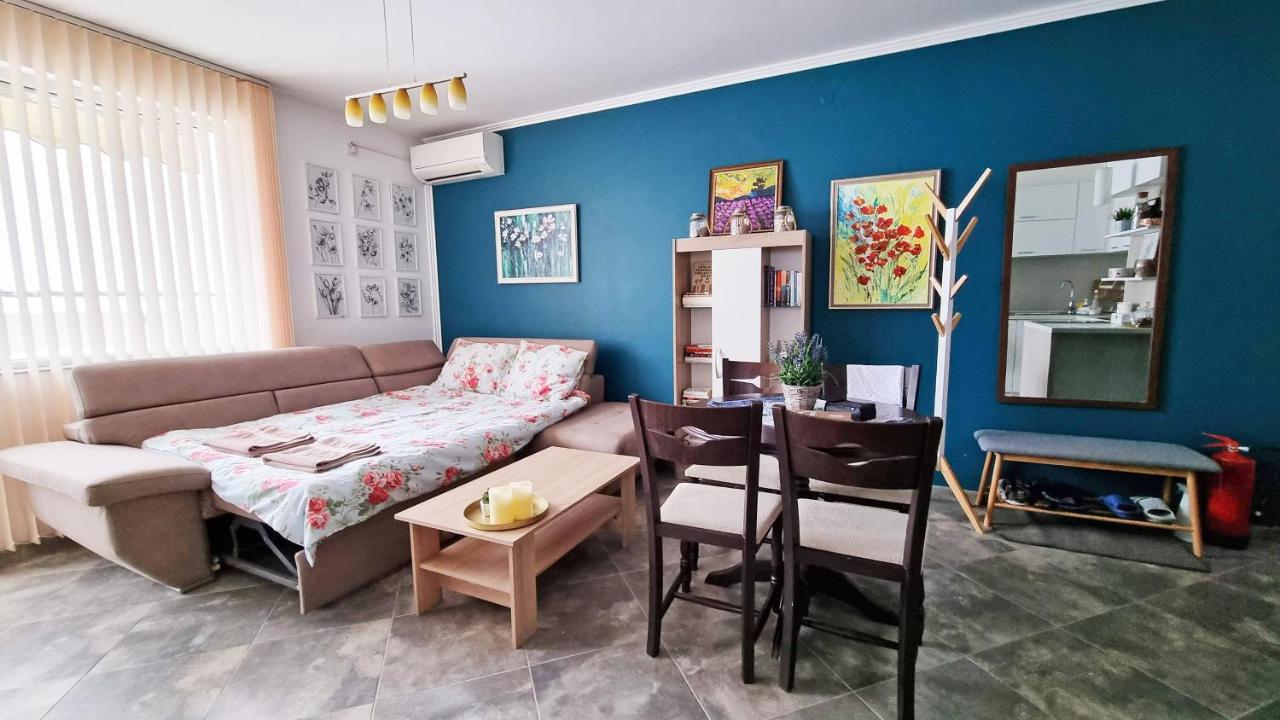 The View Veliko Tarnovo Apartment Luaran gambar